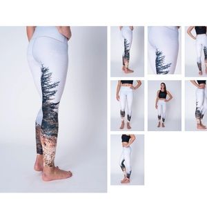 EUC Colorado threads mountain vista legging size M